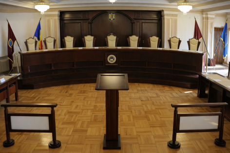 De cate ori pot fi amanate deciziile CCR? Ce sunt, cum se iau si care sunt efectele juridice