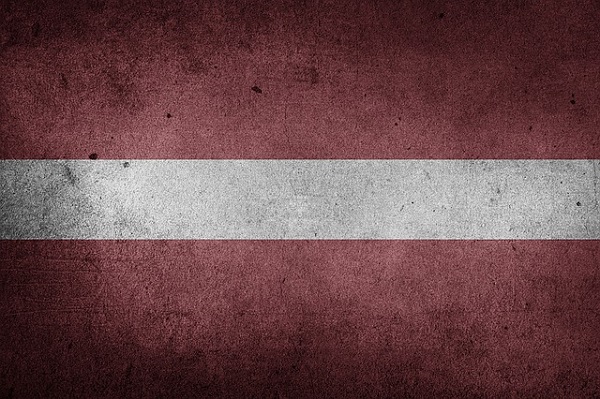 Letonia permite cetatenilor sai prin lege sa lupte impotriva Rusiei in Ucraina