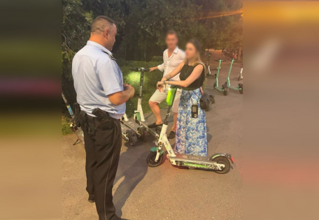Trotinetele electrice de inchiriat, complet interzise in parcurile din Bucuresti si la evenimentele stradale