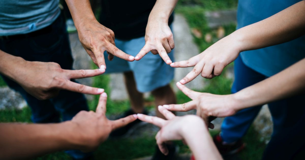 Voluntariatul, recunoscut oficial ca vechime in munca? Schimbarea majora propusa la Legea 78/2014